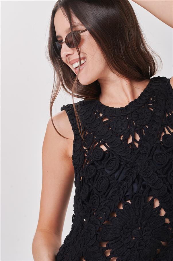 Musculosa Lace Crochet Black GUCH5052