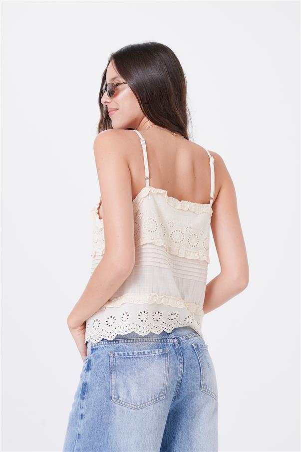 Musculosa Kavanah de Lino Abotonada con Tablitas y Broderie GUK4067