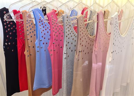 Musculosa Kata Creppe Tachas