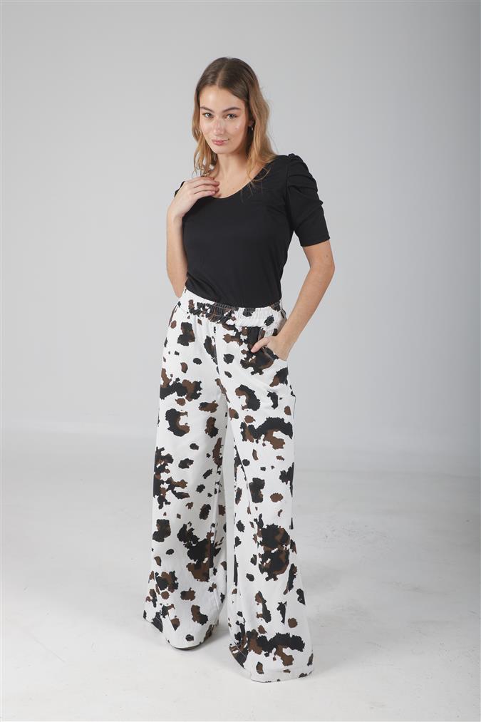 Pantalon Vaca Ancho de Gabardina con Bolsillos
