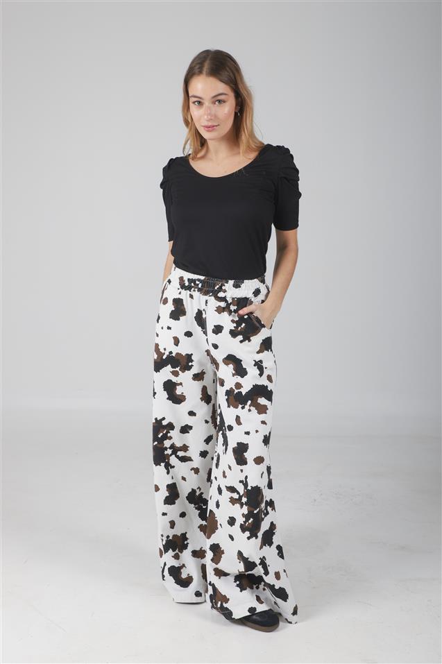 Pantalon Vaca Ancho de Gabardina con Bolsillos