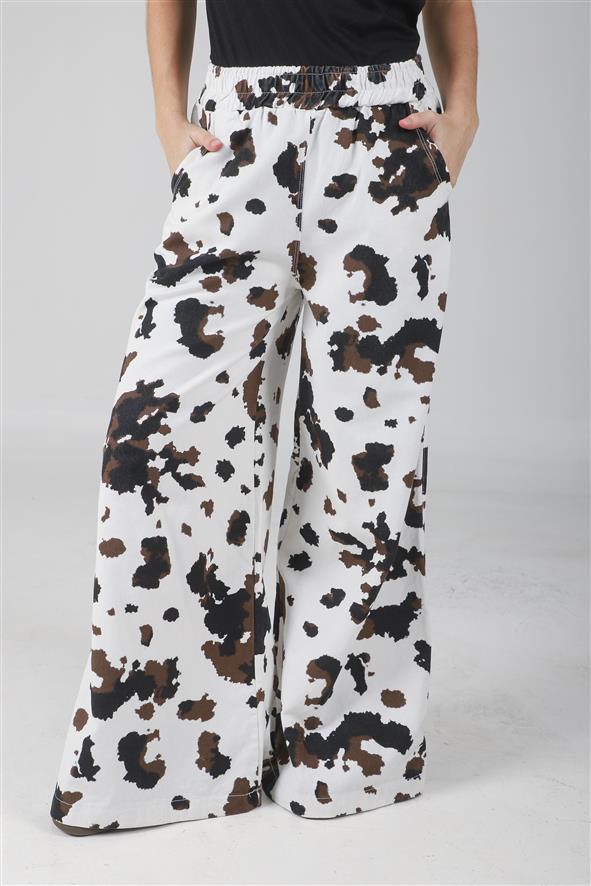 Pantalon Vaca Ancho de Gabardina con Bolsillos