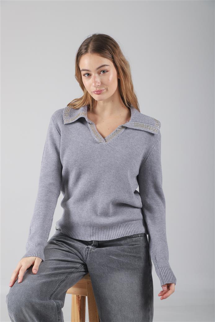 Sweater Bonjour Tipo Chomba C/ Tachas en Cuello GUL652
