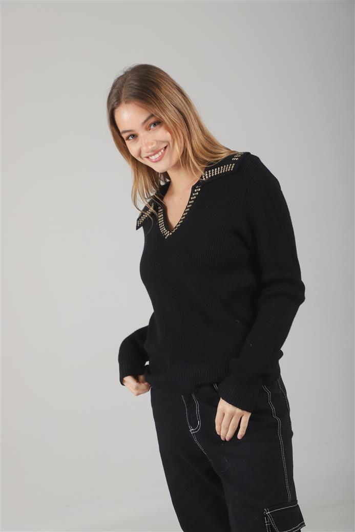 Sweater Bonjour Tipo Chomba C/ Tachas en Cuello GUL652